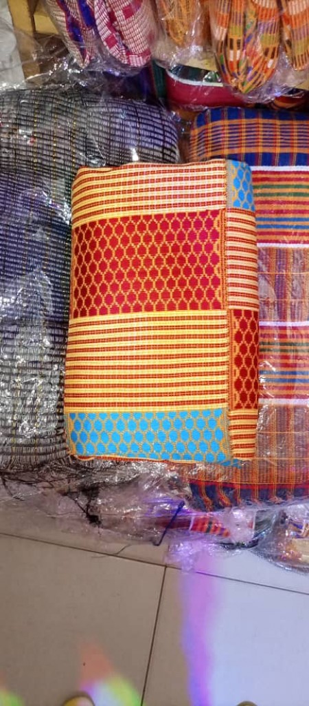 LE KENTÉ (AUTREMENT NOMMÉ KITA), LE PAGNE AKAN FEMMME 2 PAGNES